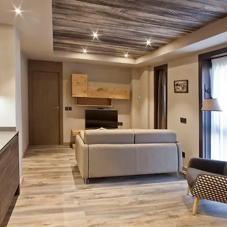 Boutique La Neu 2* بيناسكي