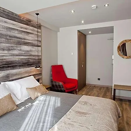 Boutique La Neu 2* بيناسكي