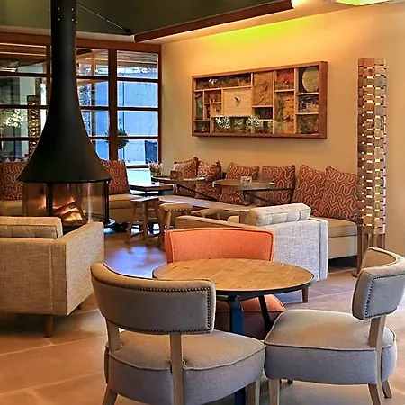 Boutique La Neu فندق 2*