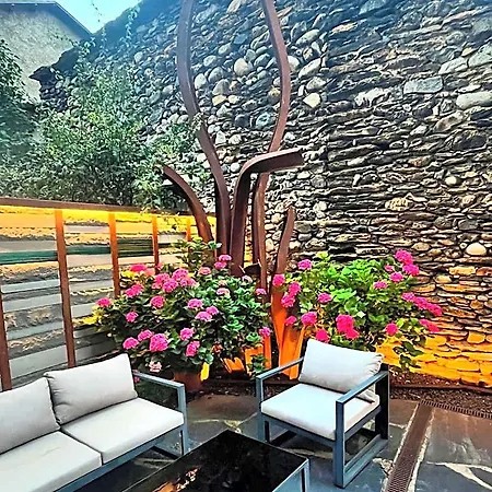 Boutique La Neu بيناسكي